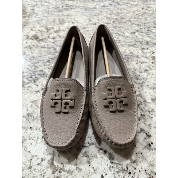 Tory Burch Shoes - Tory Burch Lowell 2 Driver Tumbled Leather French Grey Loafers Size 8